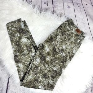 Paige Verdugo Skinny Jeans Green Feathered 28